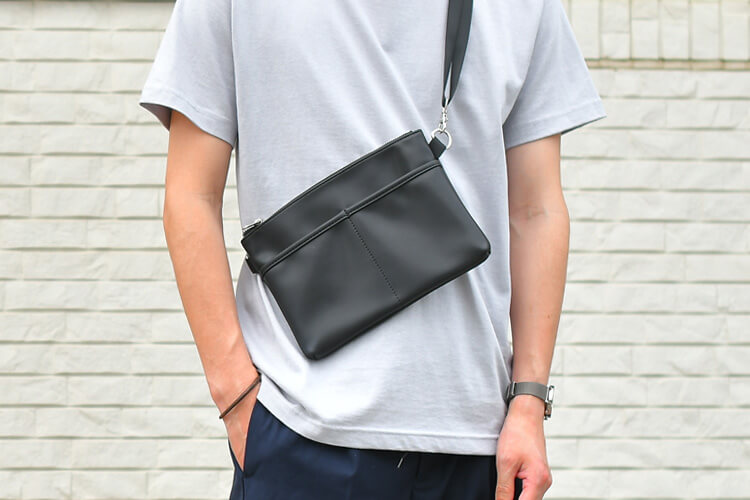 メンズサコッシュ