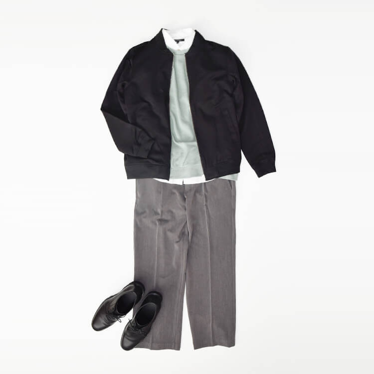 ミントグリーン×グレーのアイテムを使ったメンズコーデ