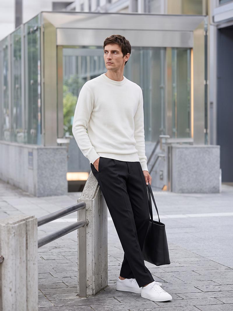 スプリットレザートートバック（ブラック）のコーディネート