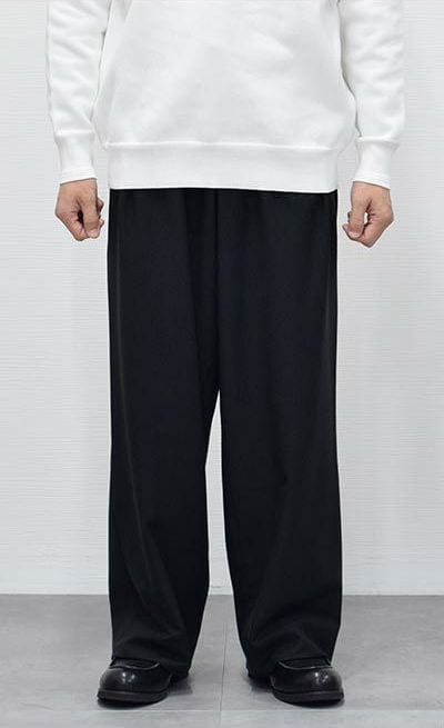 Sサイズを穿用