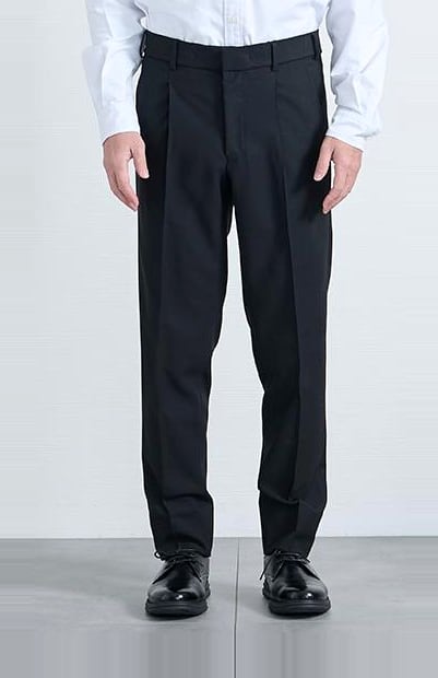 171cm・61kg の方が M を着用