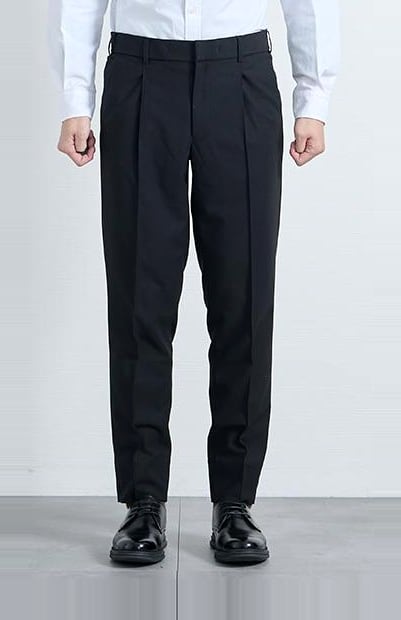 183cm・75kg の方が L を着用