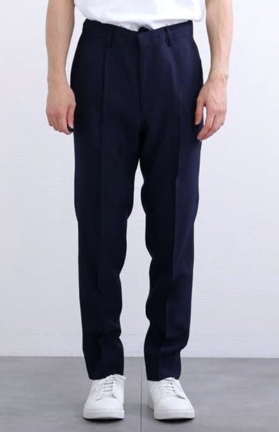 174cm・65kg の方が L を着用