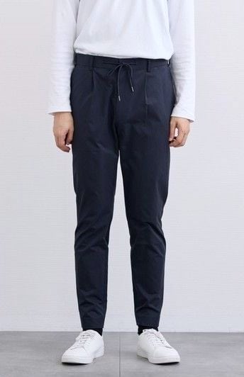 181cm・65kg の方が L を着用