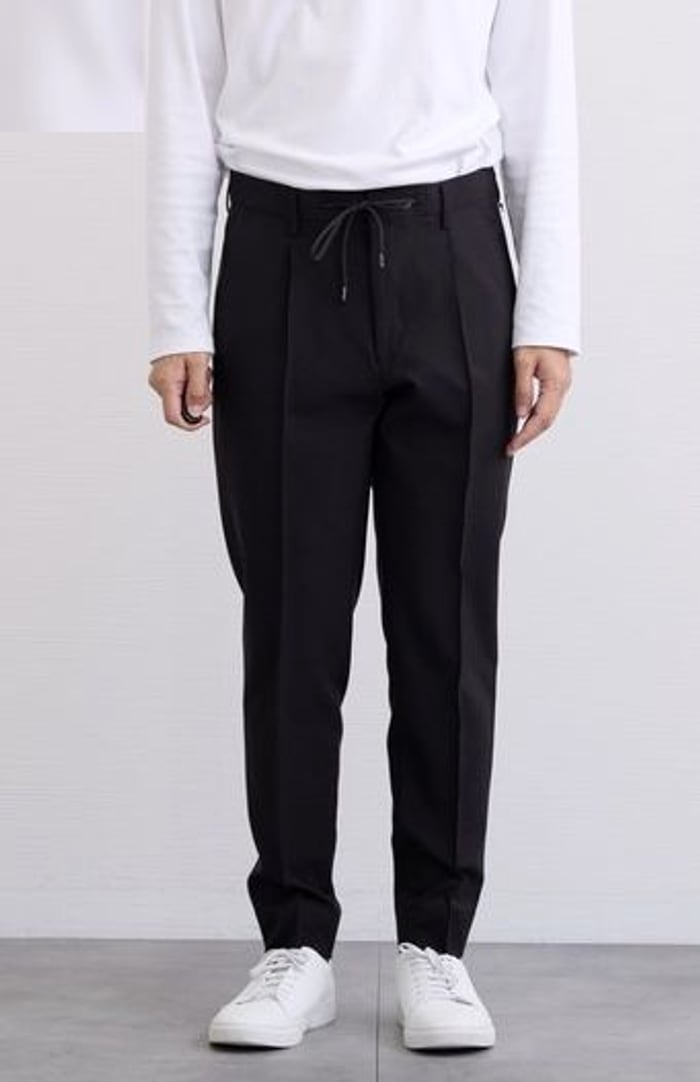 176cm・62kg の方が L を着用