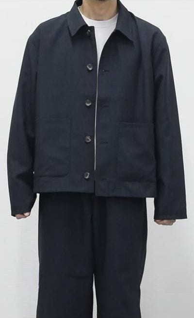 Lサイズを着用