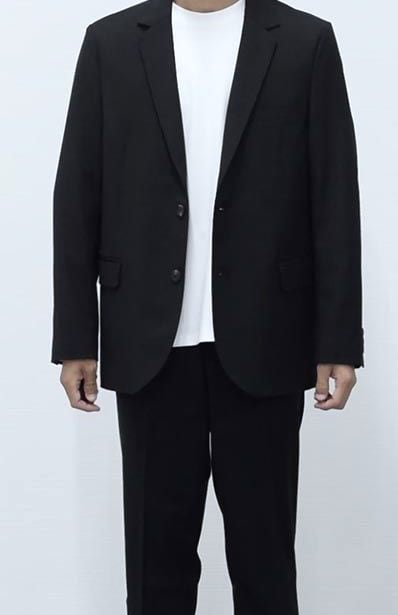163cm・50kg の方が S を着用