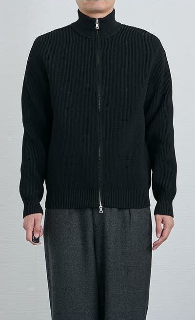 Lサイズを着用