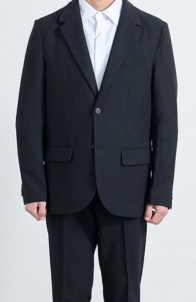 163cm・50kg の方が M を着用