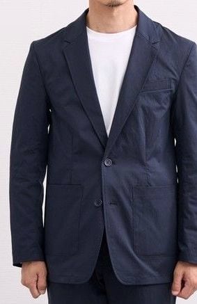 163cm・50kg の方が S を着用