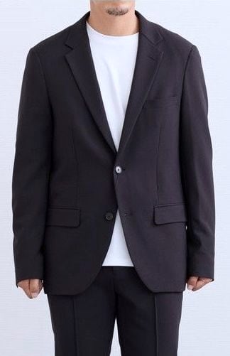 168cm・64kg の方が L を着用