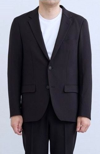 171cm・70kg の方が L を着用