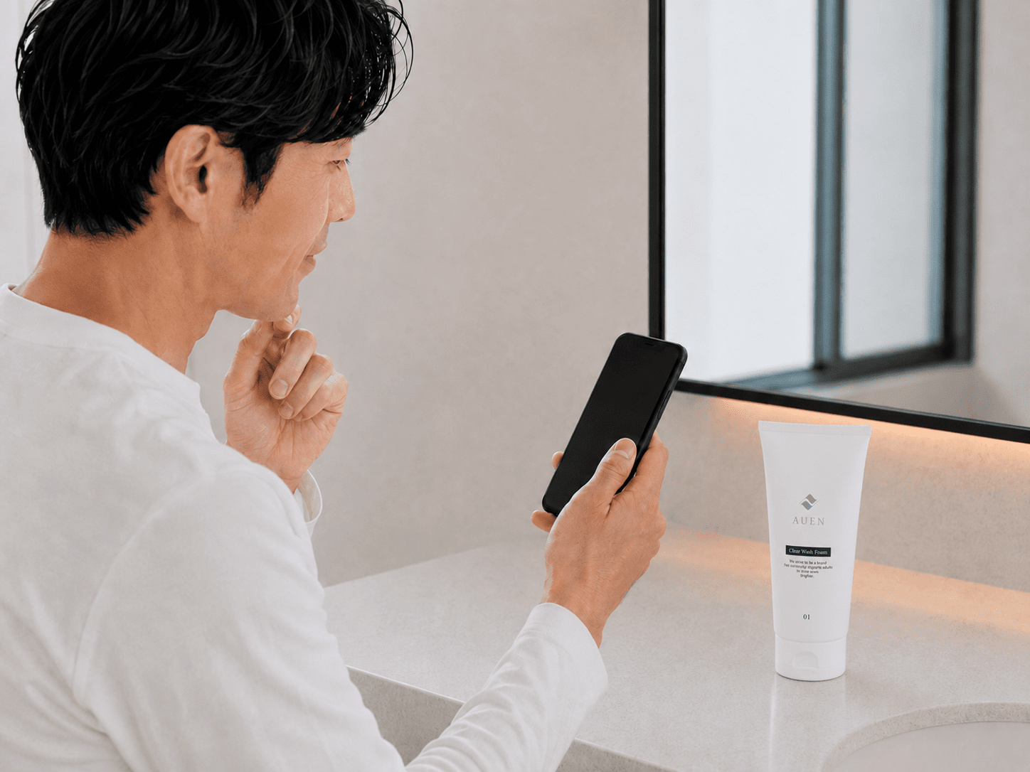 スマートフォンのマイページから次回のお届けを調整（スキップ）する様子。