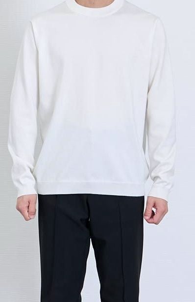163cm・50kg の方が M を着用