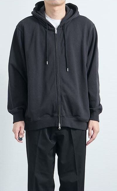 Lサイズを着用