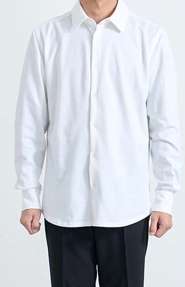163cm・50kg の方が M を着用