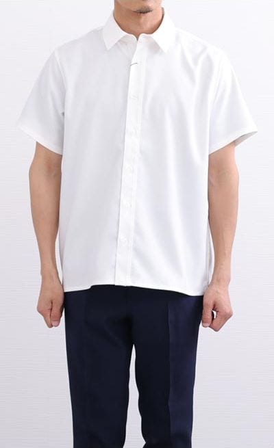 Sサイズを着用