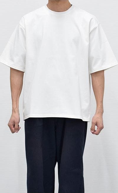 Sサイズを着用