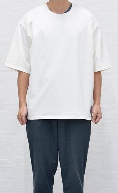 Lサイズを着用