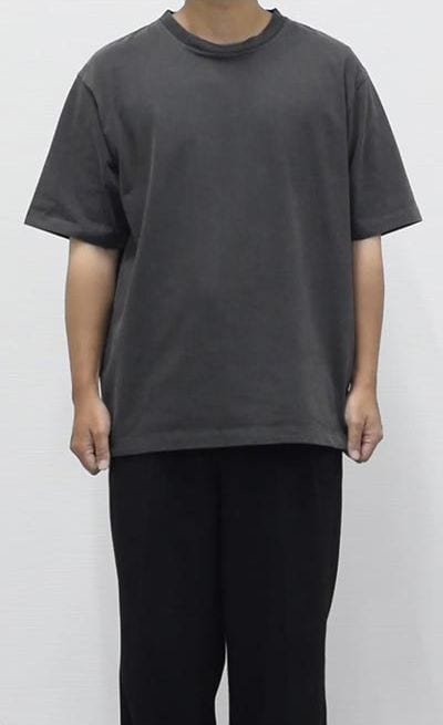 Lサイズを着用