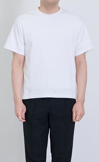 Lサイズを着用