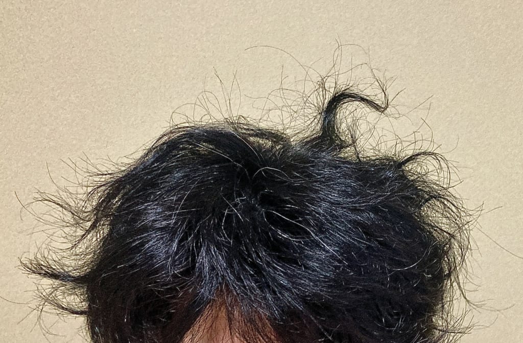髪がもっさりする原因と対処法を紹介｜ヘアスタイルに悩む男性必見！ | AUEN [オーエン]（旧DCOLLECTION）