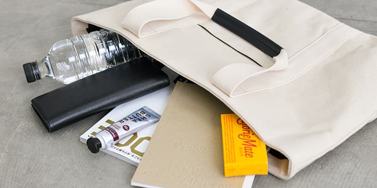 20代に適したメンズバッグの選び方