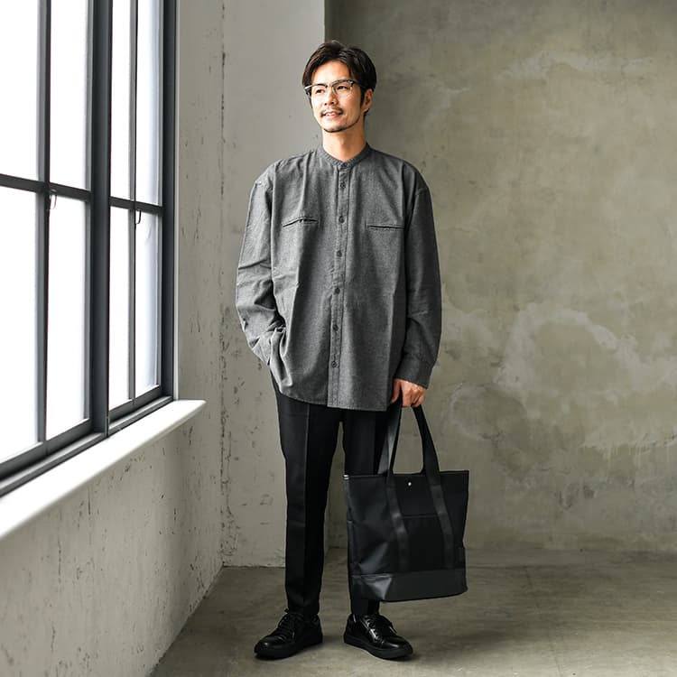 バンドカラーで好感度UP！シャツのデートコーデ