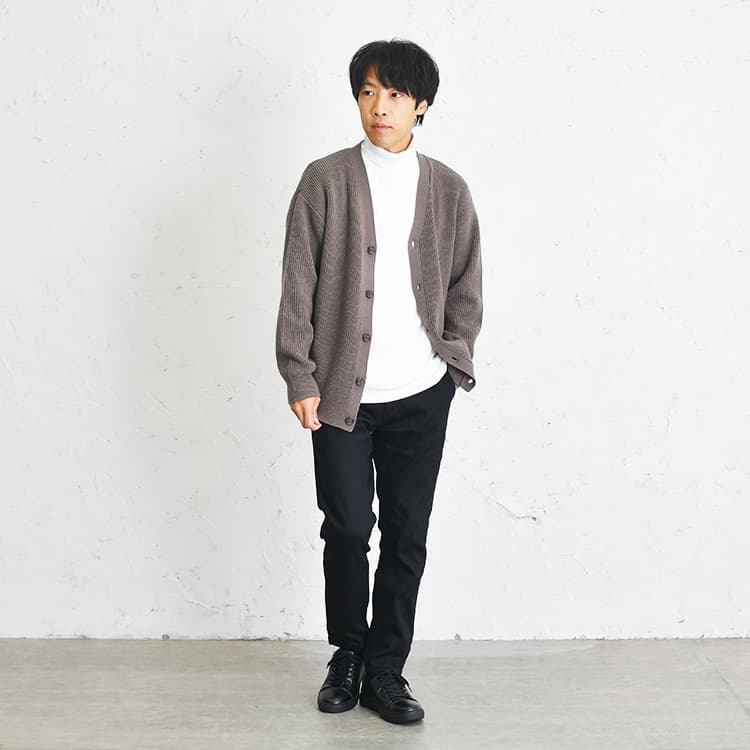いちおしのカーディガンをフレッシュさん流に