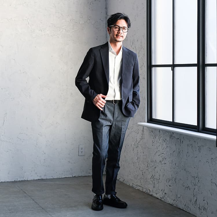 防しわシャツでスマート感をキープ！オフィスコーデ