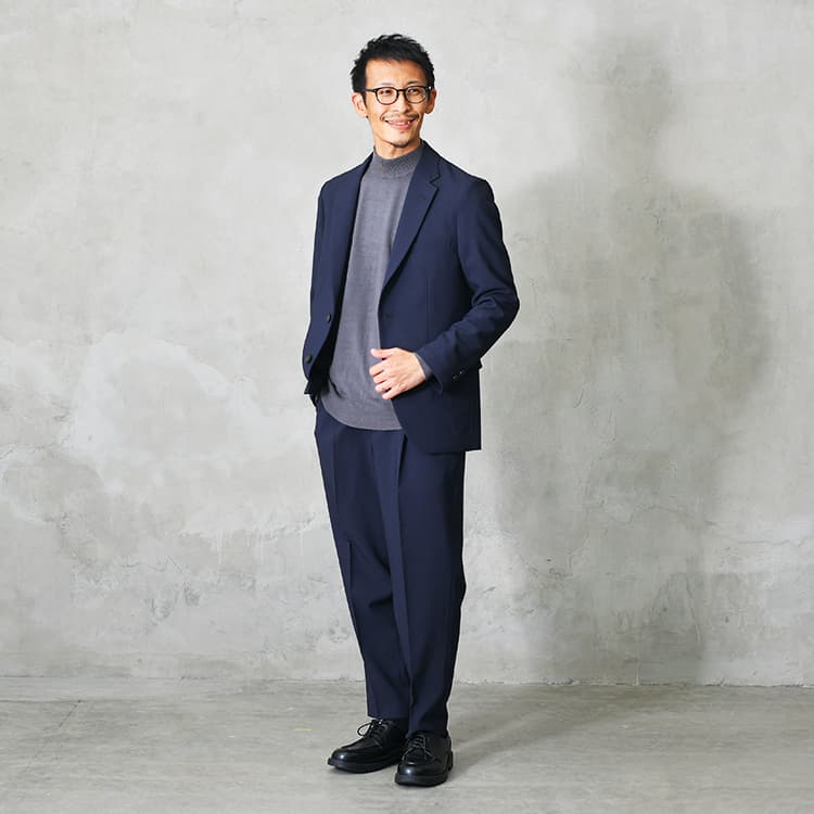 ネイビー✕グレーの落ち着いた色合わせにホッとする♪デートコーデ