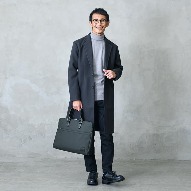 オフィカジにタートルネックを使って雰囲気チェンジ！