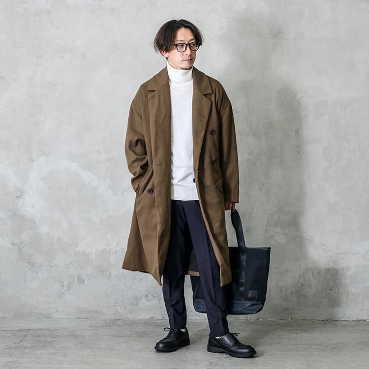 体型カバーにピッタリ！ラフに使うロングコートコーデ！