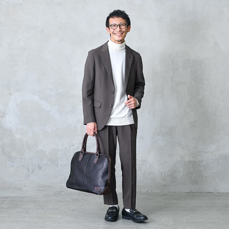 被りの少ないブラウンを使ったオフィカジスタイル