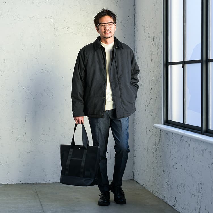 クールさんの男らしさが引き立つワーカーブルゾン