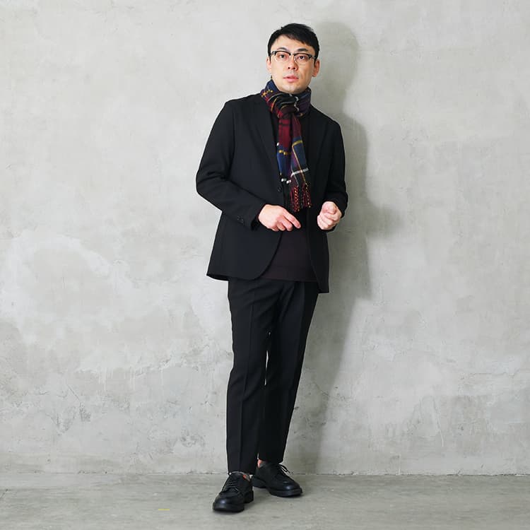 貫禄のある黒のセットアップで「デキる男」に！