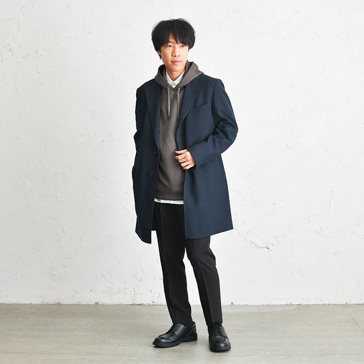 スタイリストが選ぶベージュパーカーコーデ