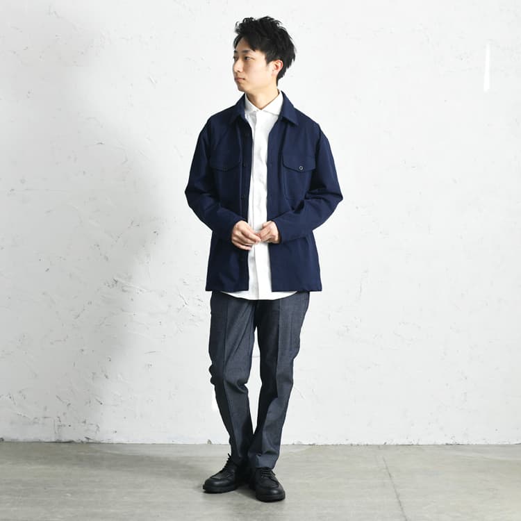 【20～30代】カジュアルダウンしたシャツで、爽やか「きれカジ」スタイル！