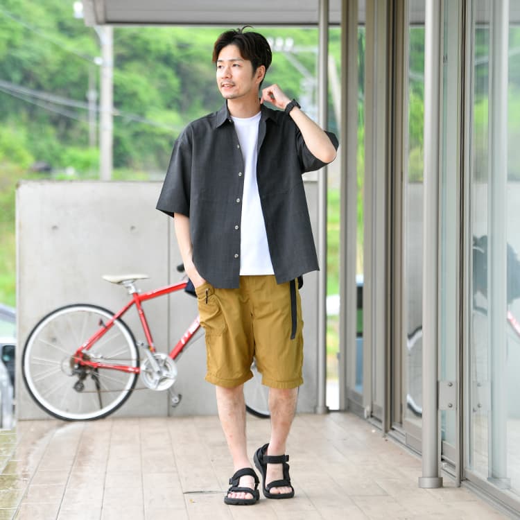 カラーパンツを使ったメンズコーデ