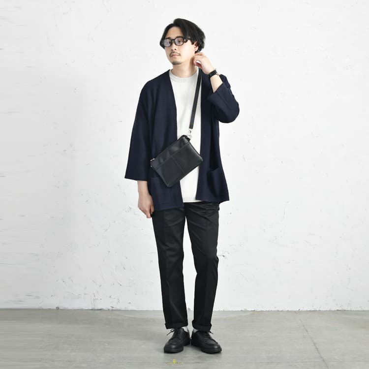 体温調節にも〇 この時期オフィスで活躍するニットカーディガン