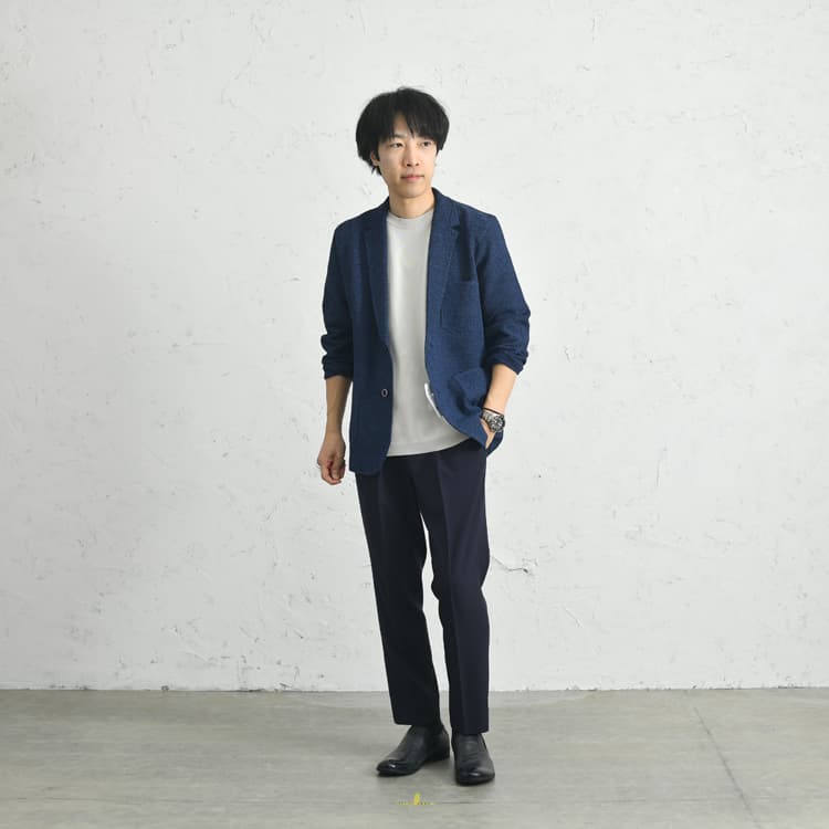 【40代向け】大人の魅力を引き立たせる美シルエットのジャケットコーデ