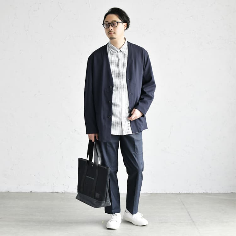 【ガッチリ・ぽっちゃりさん向け】爽やかに仕上がるストライプシャツコーデ