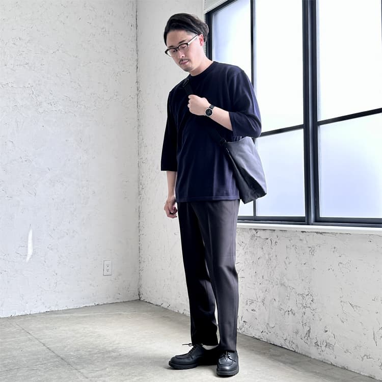 ネイビーニットを使ったメンズコーデ