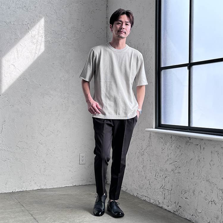 シンプルだけどクールに決めるパパの休日コーデ！