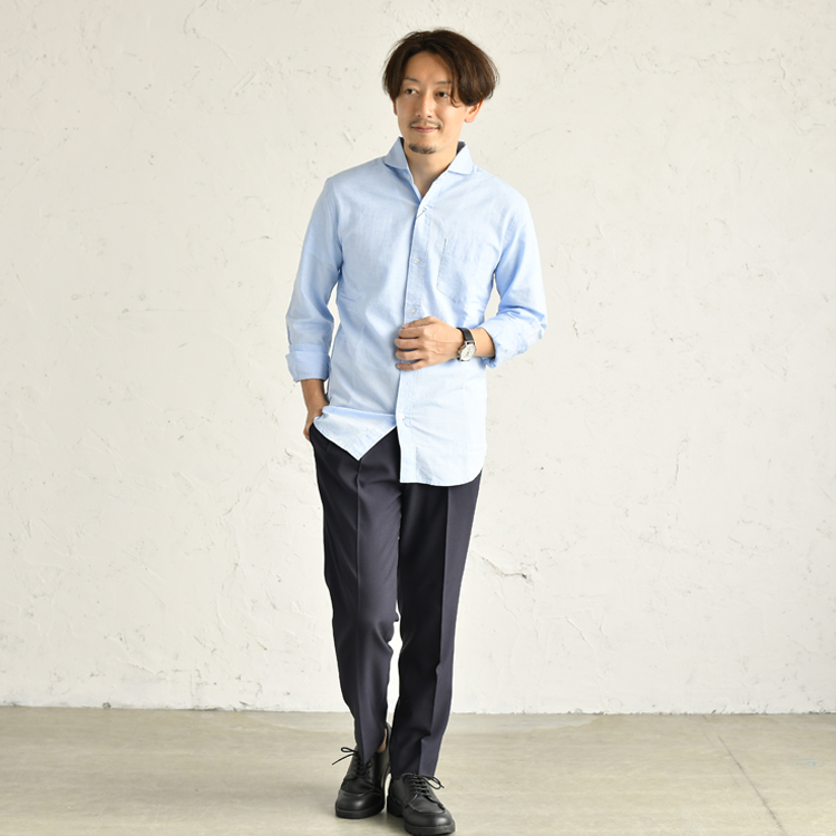 上品で大人な着こなしが好きな方におすすめのシャツコーデ