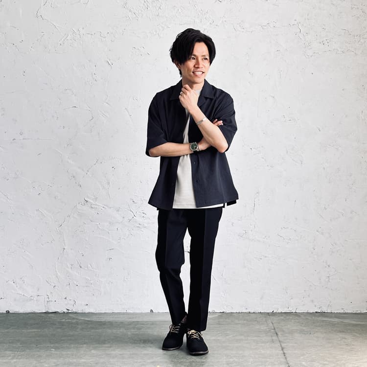 【40代向け】半袖シャツ×テーパードパンツで大人の抜け感コーデ