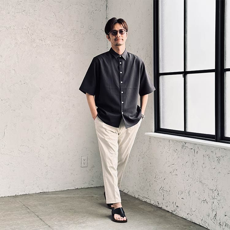 シックで爽やかな大人カジュアルコーデ！