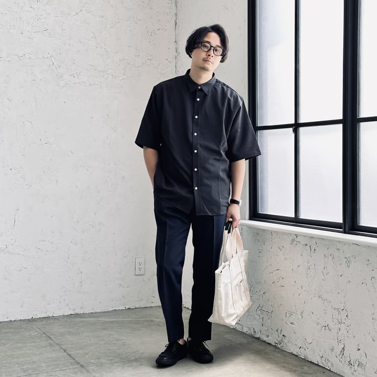 メンズにおすすめの眼鏡を使った夏コーデ