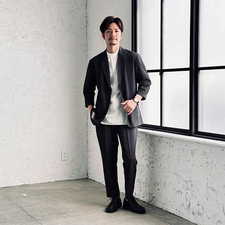 プルオーバーシャツの大人メンズコーデ