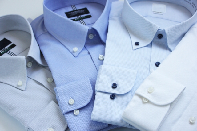ビジネスに適したメンズ半袖シャツの襟の種類